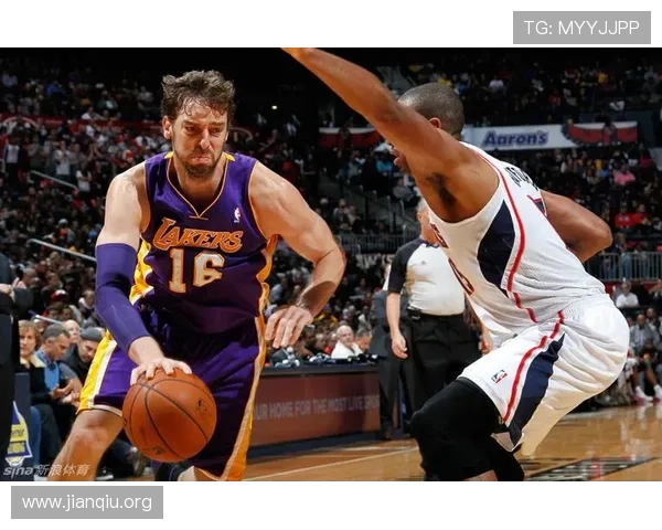 下载斗球体育直播NBA赛事高清流媒体平台，随时随地畅享精彩比赛内容
